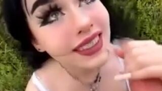 Lara Rose Video Porn Blowjob OutSide