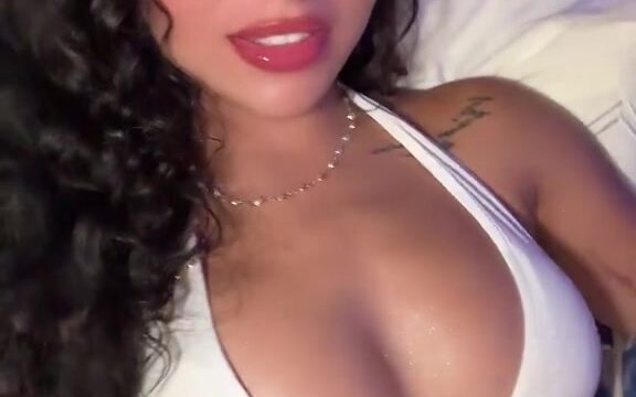 Leannalenee6 Onlyfans Leaked – Shower Big Boobs